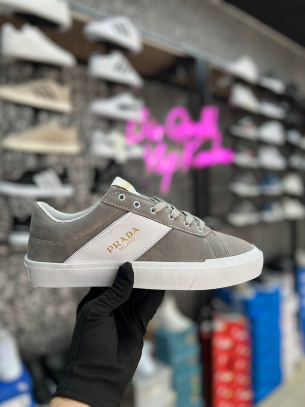 Prada mi̇lano
